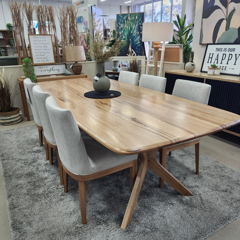 Derwent Dining Table