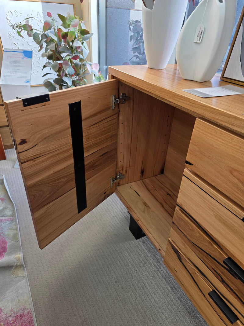 Floor Stock Clearance-Boston Buffet