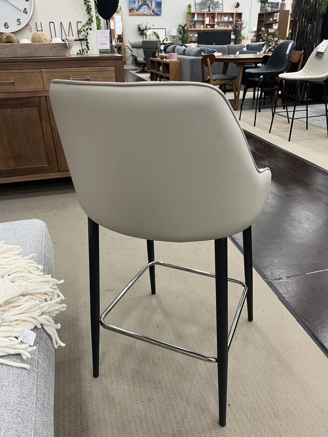 Cruz Bar Stool Bar Stools Full House Furniture