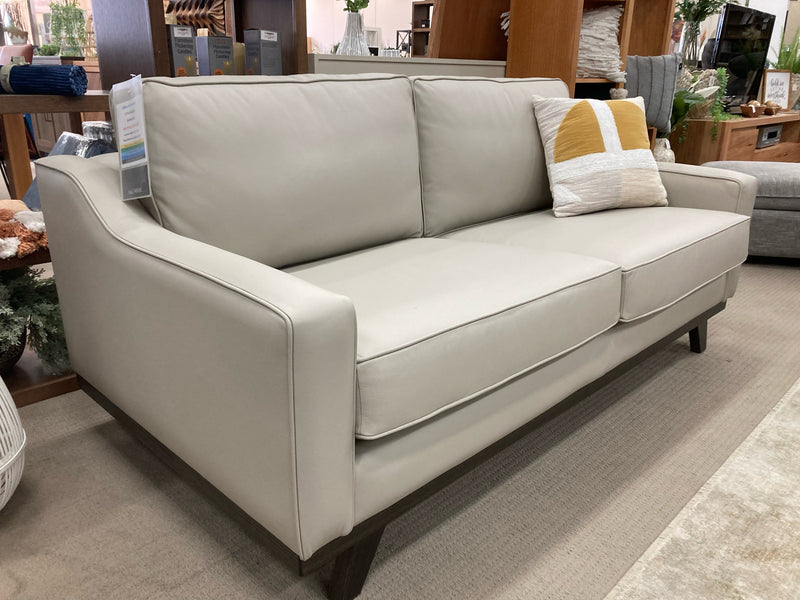 Urban Leather Lounge - Full House Furniture